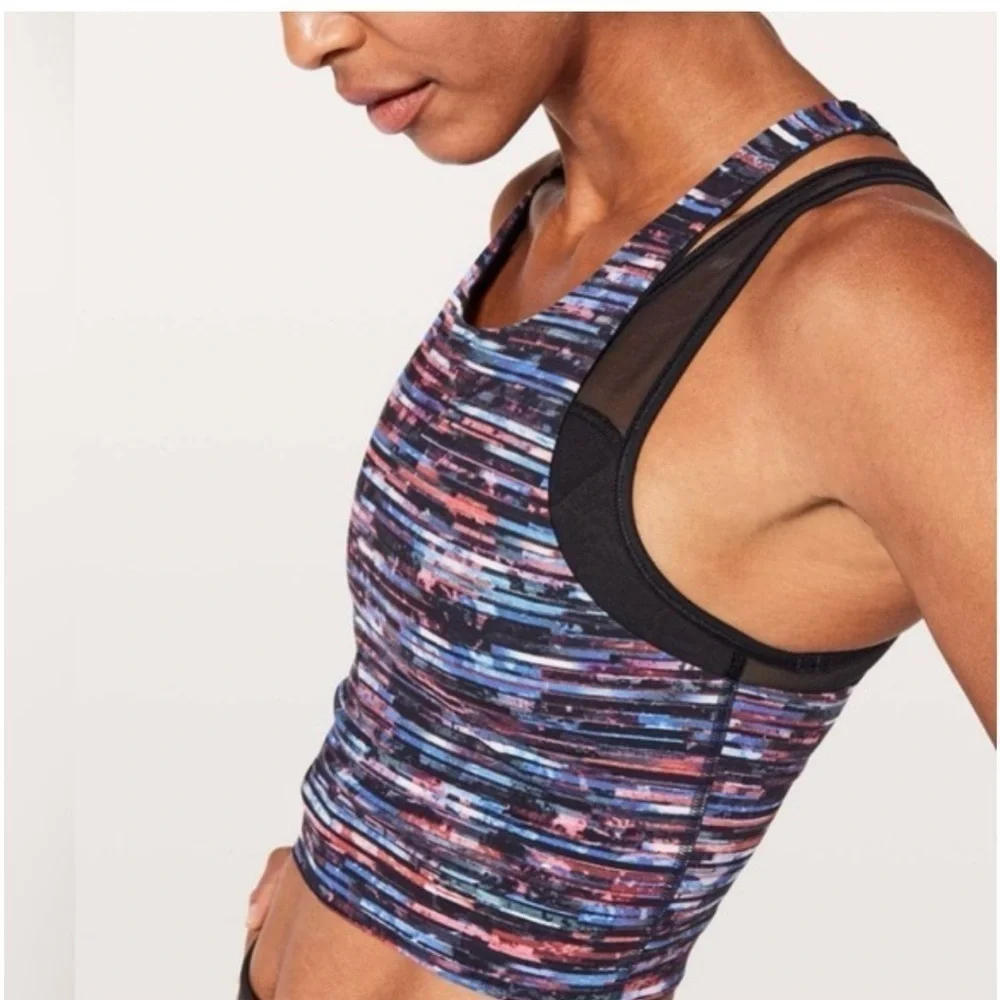 Lululemon Break Free Tank *Nulux Hinshu Alpine White Multi / Black Size 6